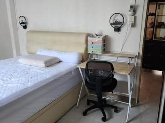 Apartment for rent in HarbourFront, Singapore
