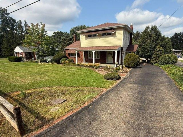 House for sale in Farmington, Pennsylvania