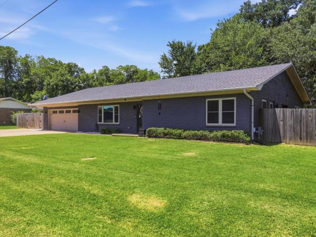 House for sale in Ark