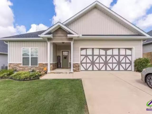 House for sale in Warner Robins
