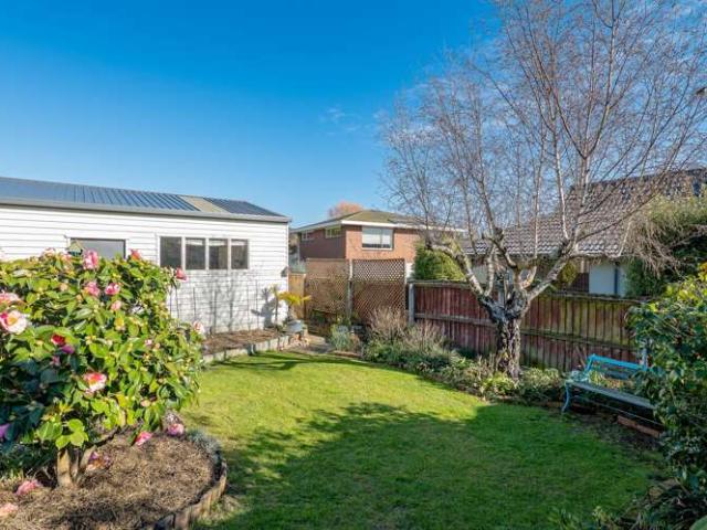 House for sale in Chaslands, Canterbury