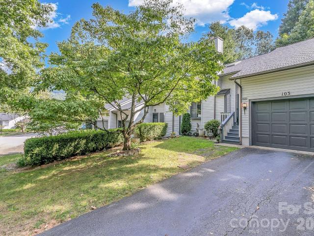 Townhouse for sale in Asheville, North Carolina