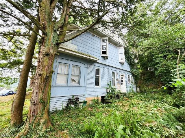 House for sale in Gandeeville, West Virginia