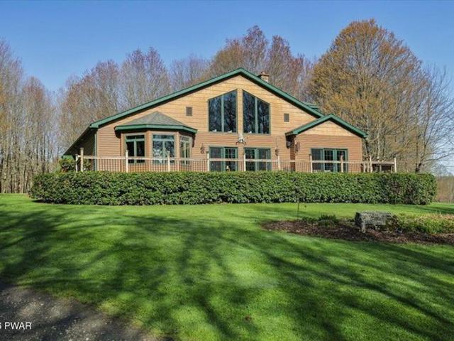 House for sale in Lake Como, Pennsylvania