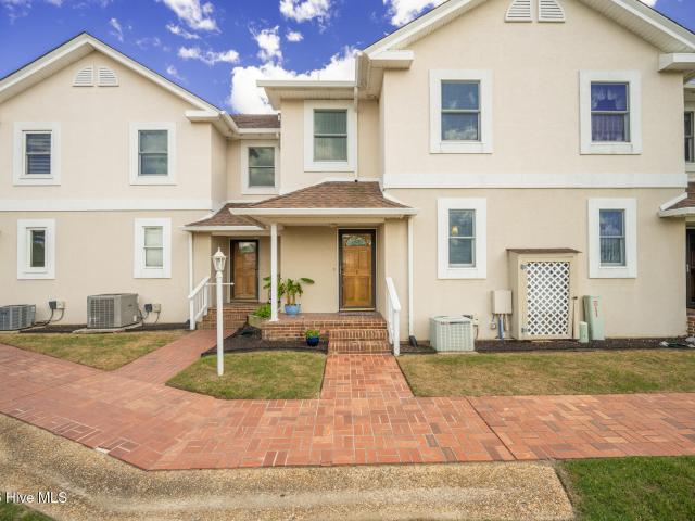 Condo for sale in Elizabeth City, North Carolina