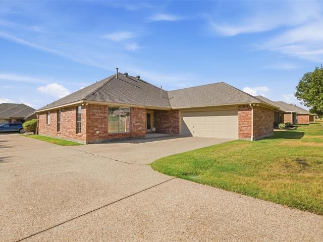 House for sale in Cedar Hill, Dallas County