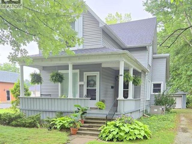 House for sale in Kingsville, Ontario