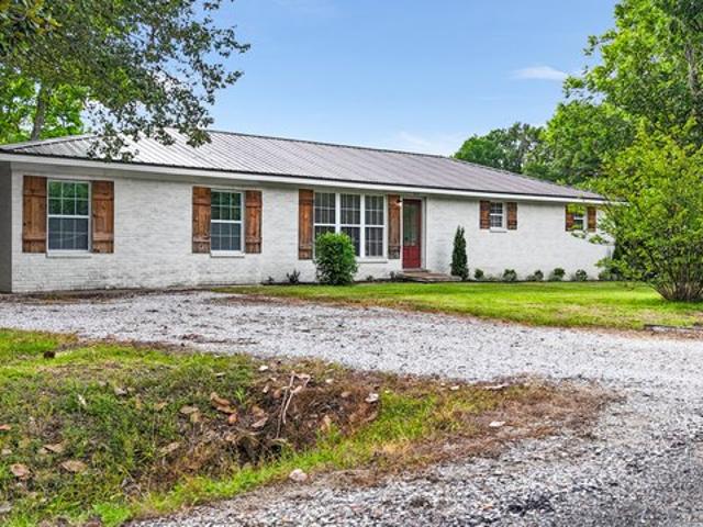 House for sale in Saltillo, Mississippi