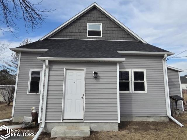 House for sale in Orient, Adair County