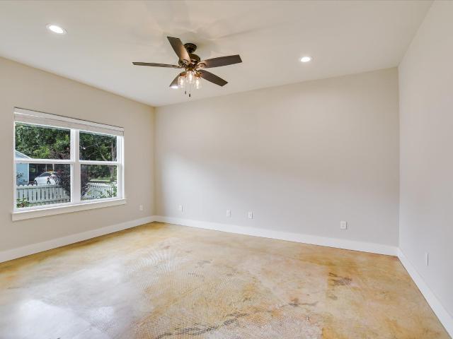 House for sale in Smithville, Texas