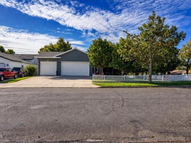 House for sale in Bismarck, Burleigh County