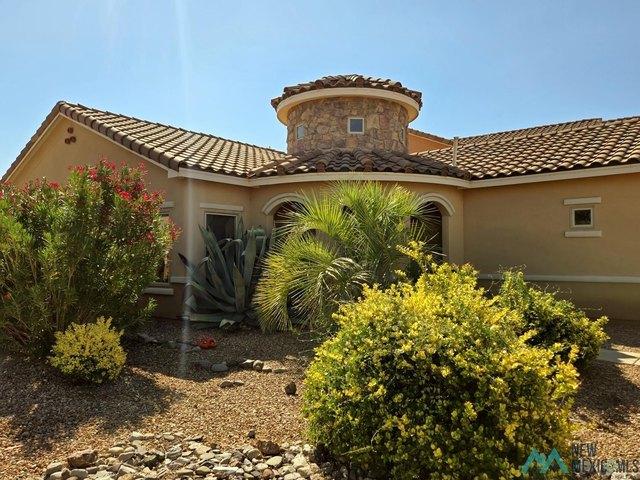 House for sale in Elephant Butte, New Mexico