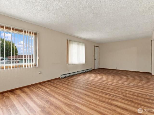 House for sale in Electric City, Grant County