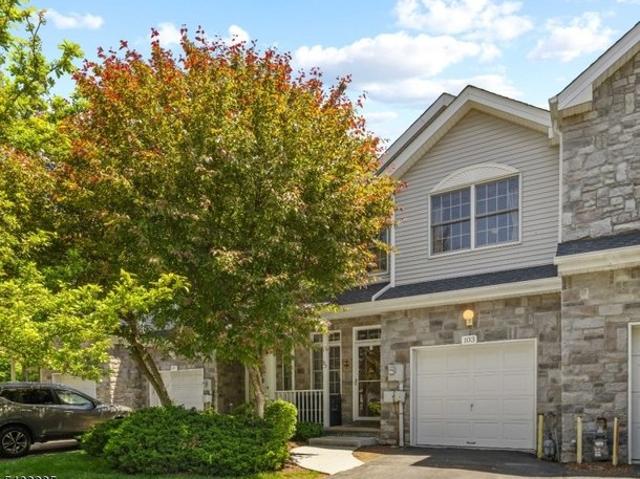 Townhouse for sale in Parsippany, New Jersey