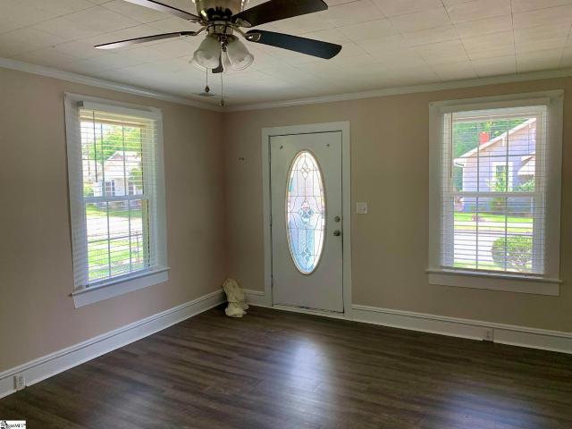 House for sale in Clinton, South Carolina