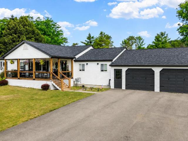 House for sale in Tribes Hill, New York