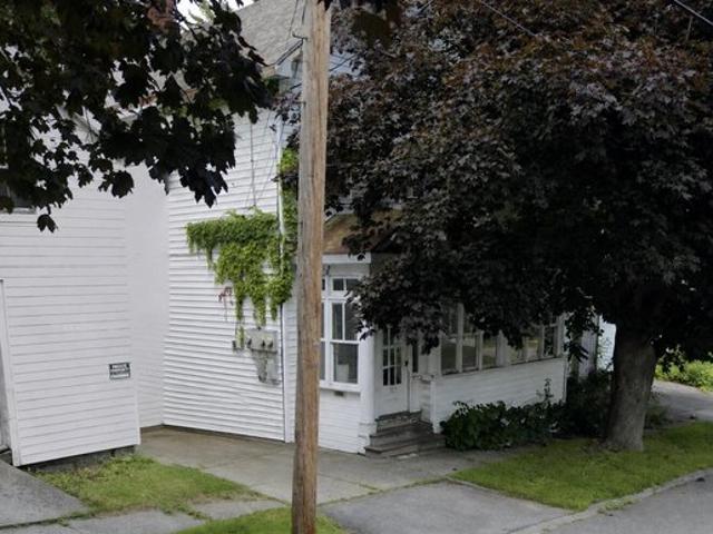 House for sale in Johnstown, New York