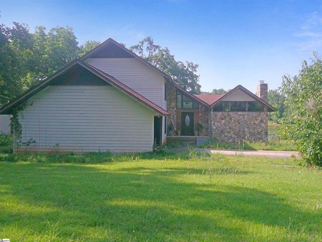 House for sale in Pelzer, South Carolina