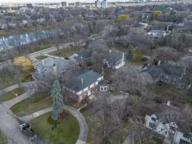 House for sale in East St. Paul, Manitoba