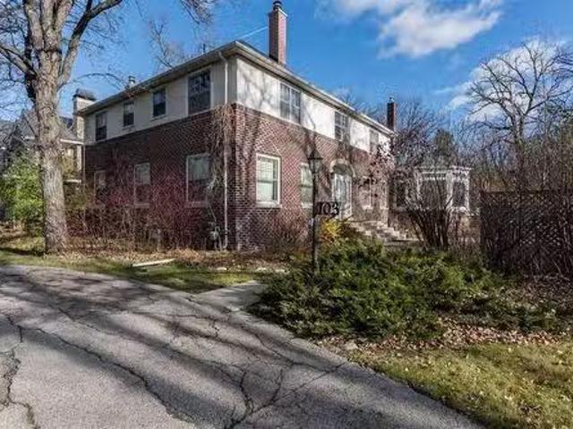 House for sale in East St. Paul, Manitoba