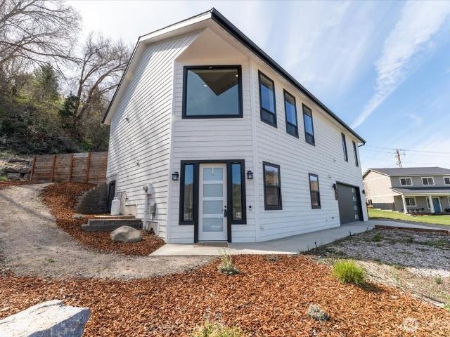 House for sale in Cashmere, Washington