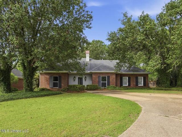 House for sale in Ridgeland, Mississippi