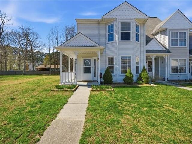 Townhouse for sale in Virginia