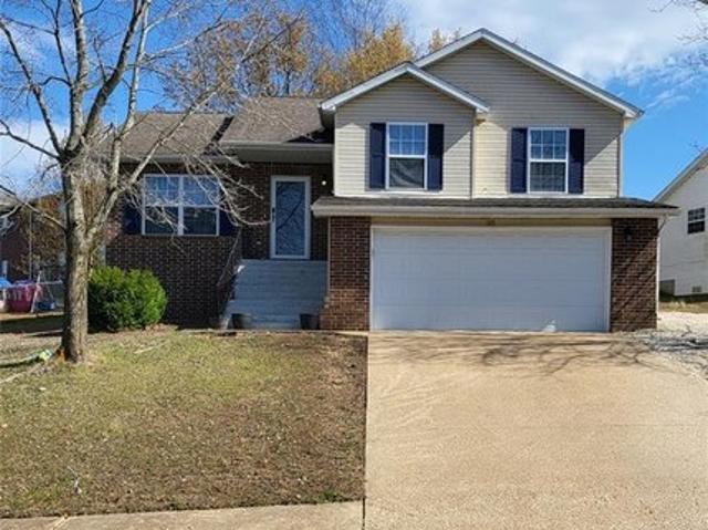 House for sale in Saint Robert, Missouri