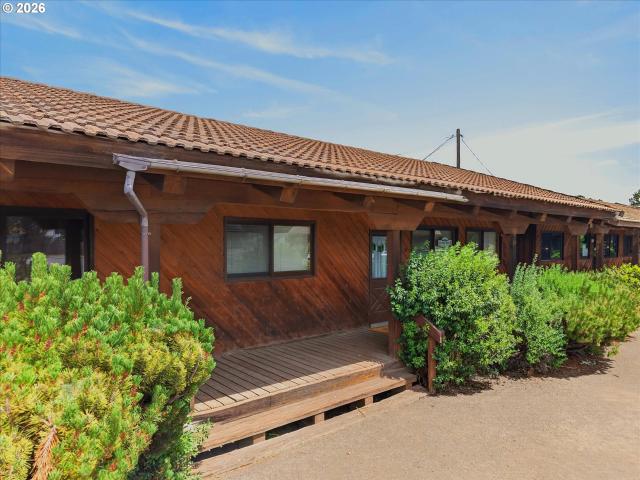 Commercial for sale in Oregonia