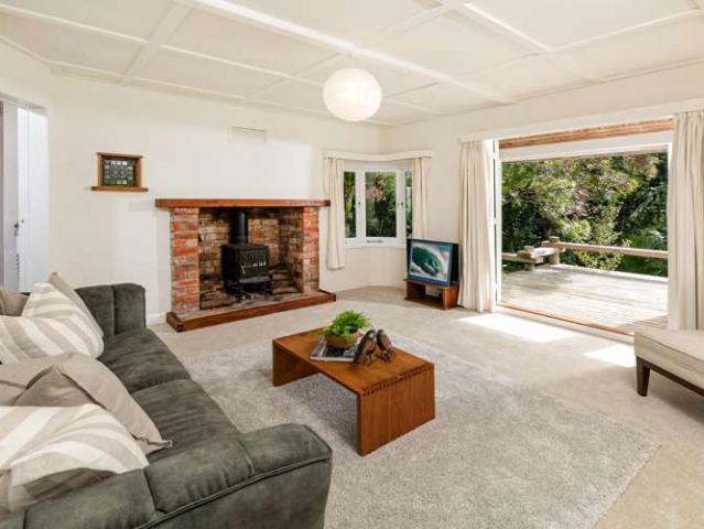 House for sale in Waimauku