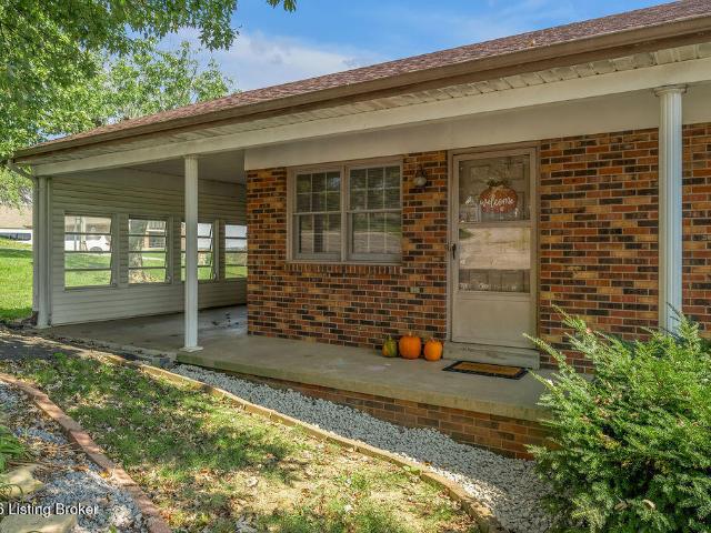 House for sale in Stanford, Kentucky