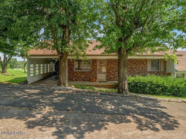 House for sale in Stanford, Kentucky