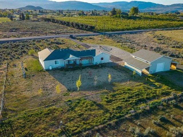 House for sale in Omak, Okanogan County