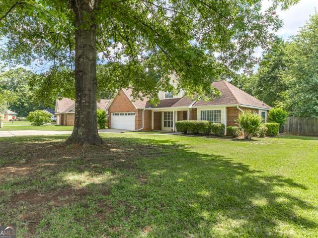 House for sale in Kathleen, Georgia