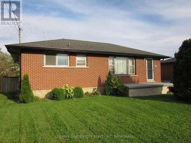 House for sale in Welland, Golden Horseshoe