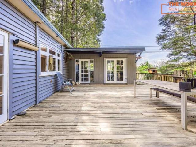 House for sale in Oratia