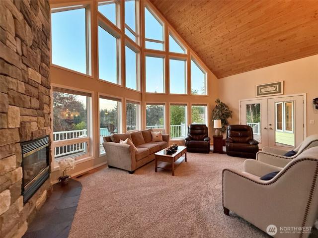 House for sale in Mossyrock, Washington