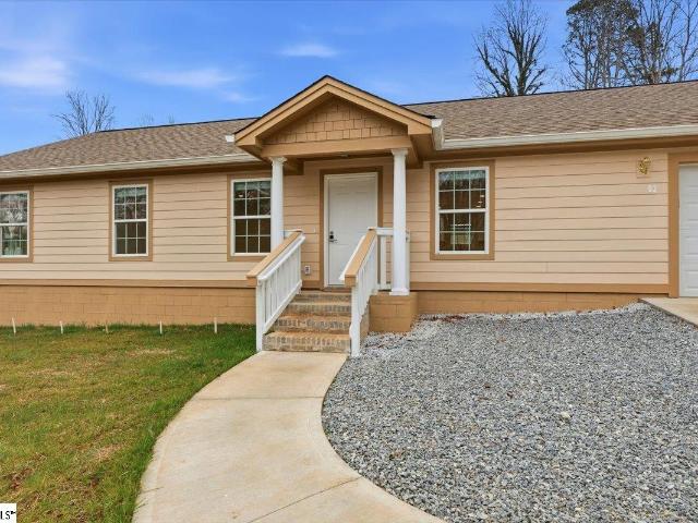 House for sale in Travelers Rest, South Carolina