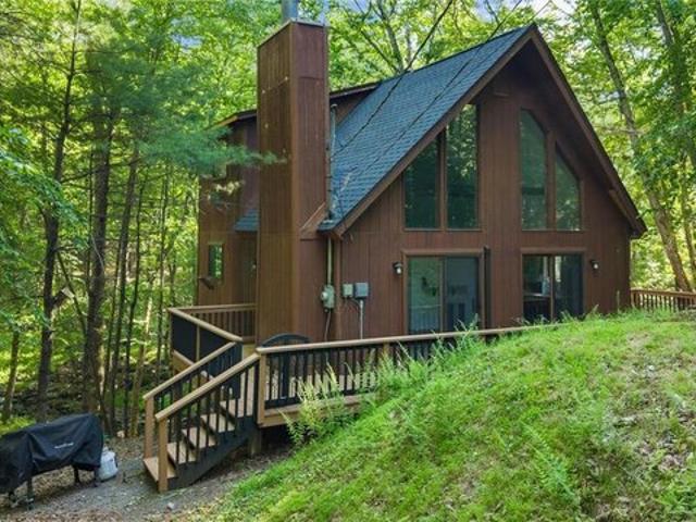House for sale in Dingmans Ferry, Delaware Township