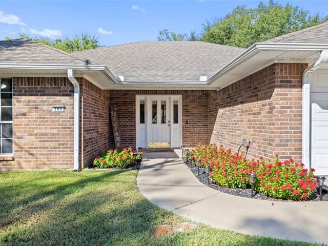 House for sale in Gladewater, Texas