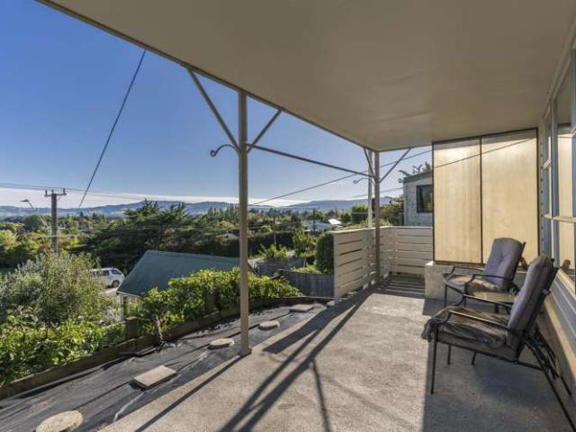 House for sale in Otakou