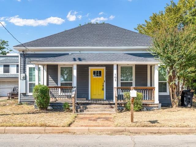 House for sale in Cleburne, Johnson County
