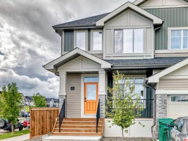 House for sale in Alberta