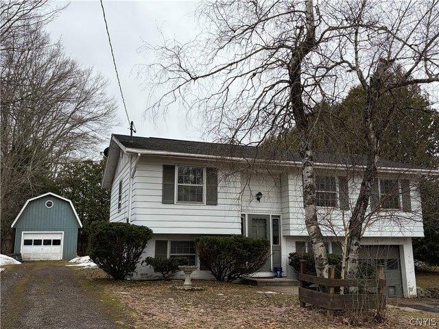 House for sale in Oneida, New York