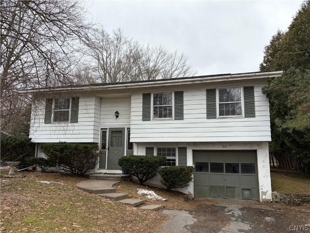 House for sale in Oneida, New York