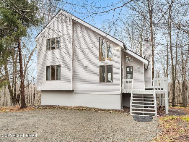 House for sale in Newfoundland, Pennsylvania