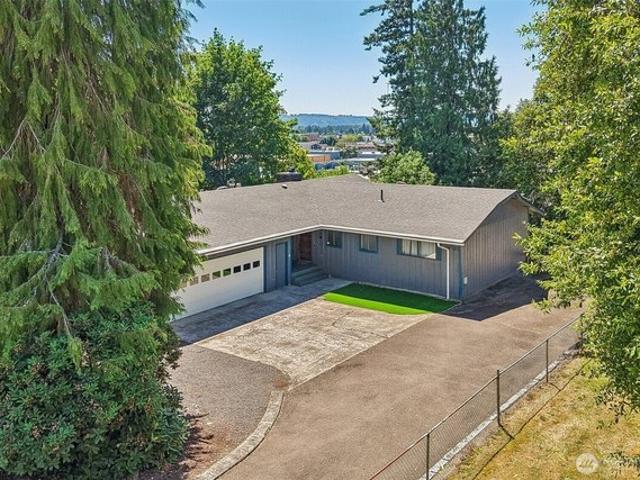 House for sale in Kelso, Washington