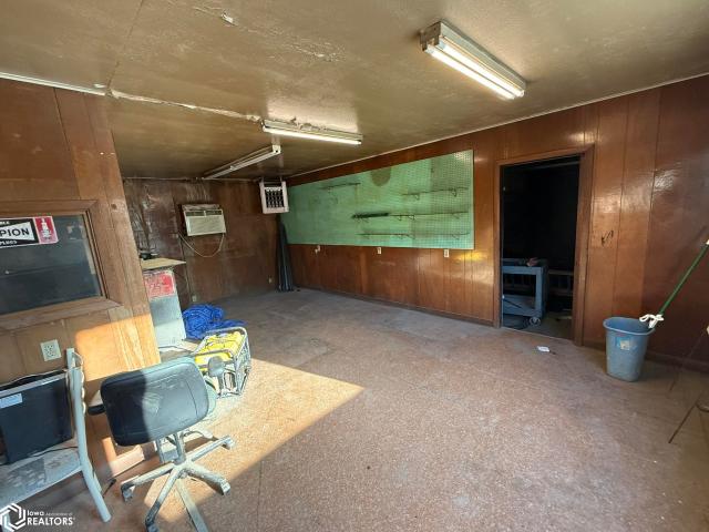 Commercial for sale in Red Oak, Montgomery County