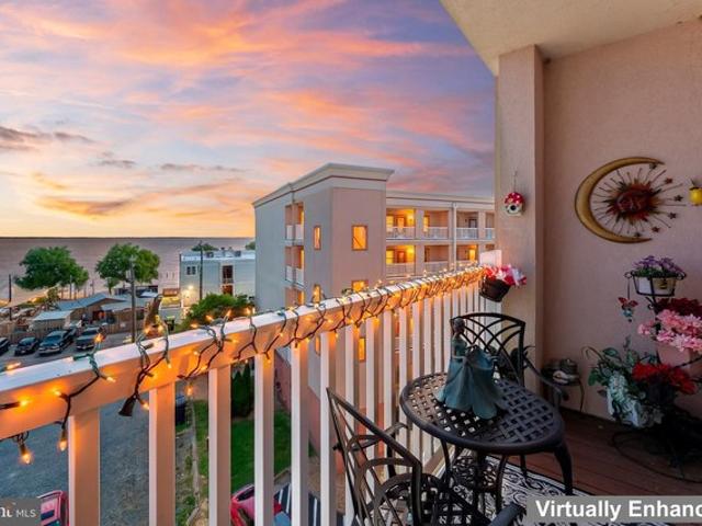 Condo for sale in Virginia