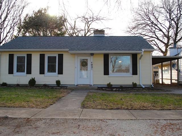 House for sale in Flanagan, Illinois